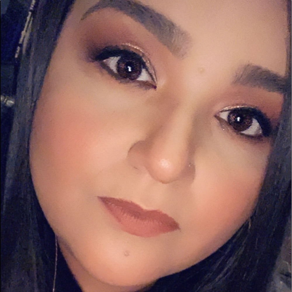 Meet your Posher, Tami